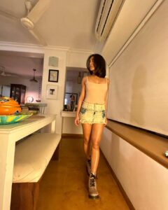 Sayani Gupta Instagram - Nude 

@eshwarlog @paloshell 
@skims @urbanoutfitters @drmartensofficial