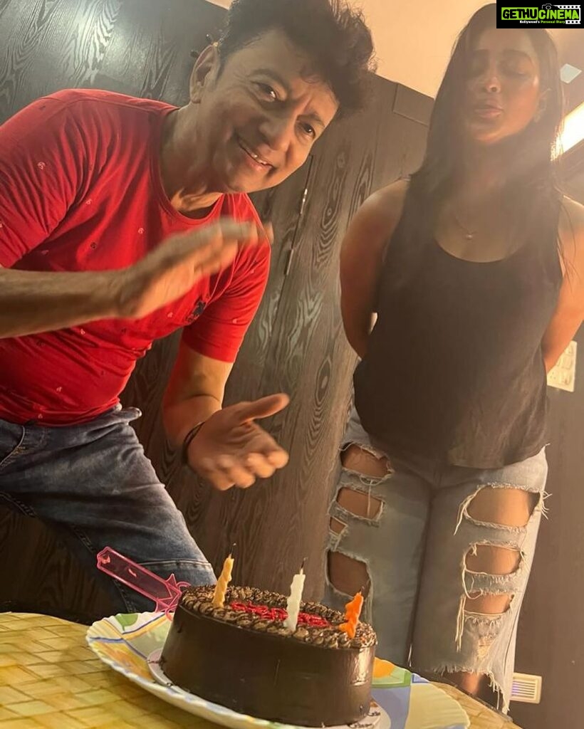 Sayantika Banerjee Instagram - Happy Birthday Mr.Banerjee….❤️ #withlovesayantika #happybirthday #baba