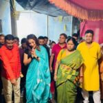 Sayantika Banerjee Instagram - ২৫/০৮/২৩- অষ্টমঙ্গলার শুভ তিথি তে মা মনসার আরাধনাএ বাঁকুড়া পৌরসভার ১২ নম্বর ওয়ার্ডের সকল নেতৃবৃন্দ ও পরিবারজন দের সাথে। #pasheachibankura