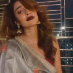 Sayantika Banerjee Instagram - Saturday calls for #rapitupwithsb with @yoyohoneysingh #withlovesayantika #reels #instagood #sayantikabanerjeeofficial #lipsync #rap #bollywood #honeysingh #yoyo