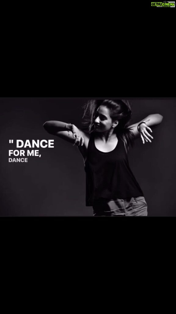 Sayantika Banerjee Instagram - Dance For Me….🖤 #withlovesayantika #sayantikabanerjeeofficial #instagood #instareels