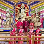 Sayantika Banerjee Instagram - Subho Mahalaya🙏🏻 Shot for the Theme Song of Sreebhumi Sporting Club with Sujit Da, @sujitboseofficial Samudra @samudrabose20 and others with my favourite Choreographer , My Teacher @soujitdas @somalidas78 and their Team BeatBusters A Catchy Track Awaiting for you guys …Stay Tuned #withlovesayantika Makeup- @sahababusona Hair- @btwits_naaz_ Styling- @sandip_jaiswal Saree - @rangoliindia Accessories- Team Sayantika- @am.it4259 @goutambhowmik12 #durgapuja2023 #sayantikabanerjeeofficial #themesong #sreebhumisportingclub2023