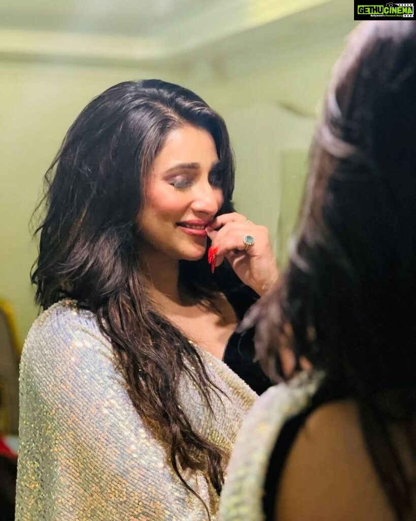 Sayantika Banerjee Instagram - Me or Me ? #withlovesayantika #love #potrait #photo #photoshoot #sayantikabanerjeeofficial #actor #happy #kolkata #instagram #instagood