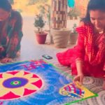 Seema Singh Instagram - #devranijethanigoals😇 rangoli 🌈 . . . . #devranijethanireel #rangoli #chhathpuja #celebration #trending #video #viral #ootd Barbigha