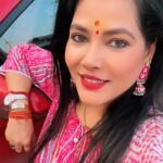 Seema Singh Instagram - हर हर महादेव😇🙏 वाणी और पानी दोनों में छवि नज़र आती है.पानी स्वच्छ हो चित्र नजर आता है और वाणी मधुर हो तो चरित्र नजर आता है 💯❤️🌈 . . . . . #morning #goodmorning #photooftheday #thoughts