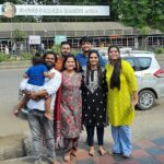 Seema Singh Instagram - shirdi with fam ❤️🌈🙏 . . . #shirdi #saibaba #withfamily #omsairam #babakinagri Shirdi