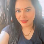 Seema Singh Instagram - कमाई की परिभाषा सिर्फ धन से ही तय नहीं होती... तजुर्बा, रिश्ते, प्रेम, सम्मान और सबक, ये सब कमाई के ही रूप हैं....💯 #morning #morningmotivation #thoughts #photo #photooftheday #ootd