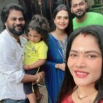 Seema Singh Instagram - Family ❤️🌈 . #family #familytime #devardevrani #lovemyfamily #blessed #favoritephoto