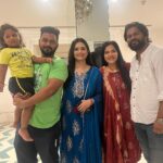 Seema Singh Instagram - Family ❤️🌈 . #family #familytime #devardevrani #lovemyfamily #blessed #favoritephoto
