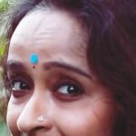 Shalu Menon Instagram - @shalumenonhere 👸👸👸 #shalumenon #actress #malayalam #trending #reels #trendingreels #art #artist #instagood #mallugram #ms #keralagram #mallu #songs #smile
