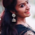 Shalu Menon Instagram - Gud noon my friends and family …… its been a hectic period of time that i couldnt get connect with you all … sorry for that and will be back with a bang …. Picture abhi bhi bakki hai ……. ❤️ #instagood #instadaily #instagram #instamood #instalove #malayalam #malayalamsongs #malayalamcinema #malayalamtypography #romanticvideos #vidhyasagar #mohanlal #meena #malayalamfilm #malayalamactress #malayalamserialactress #malayalamreels #reels #malayalamserial #mazhavilserials #suryatv #asianetserials #zeekeralam