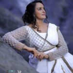 Shalu Menon Instagram - Its monday …. Getup and create someting amazing this week ….. have a great week ahead …… #instagood #instalike #insta #fasion #fasionphotography #model #modellife #modelshoot #modelling #keralatourism #keralam #keralagram #malayalam #malayali #fasionista #fasionstyle
