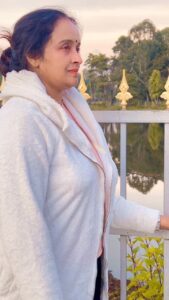 Shalu Menon Instagram - ❤️❤️❤️❤️#shalumenon#filim#cinema#malayalacinema #dancereels #performer #asianet#suryatv #zeekeralamserials #mazhavilmanorama#kodaikanal #kodaikanaldiaries #kerala #tamilnadutourism🌎 #keralatourism #instagram #instalike #instagood #réel #reel #trendingreels #trending #trendingsongs #telungucinema #telungusongs #today