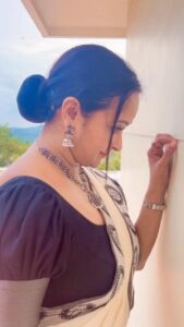 Shalu Menon Instagram - ❤️❤️❤️.
#tamilsongs #tamilcinema #tamil #tamilactress #dancereels #dancevideo #insta #reelitfeelit #reelsinsta #performer #kodaikkanal #tourism #indiatourism #happy #happiness #actresslife #