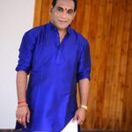 Shalu Menon Instagram - Adharanjalikal Anil mashe …..angayil ninnum nritham padikkan sadhichillengilum angayude kudumbathile oralayi enne snehichirunna angaykku entte kanneer pranamangal …