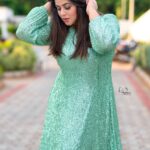 Shamna Kasim Instagram - ❤️ Costume: @resha_by_rehana_shana Jewelry: @kushalsfashionjewellery Pics: @v_capturesphotography Hairstylist: @hairartistpoojagupta Personal staff: @pranay_kohli @etvtelugu2708 @etvwin #dheepremierleague #lovemyjob 🧿