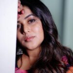 Shamna Kasim Instagram - Make your happiness a priority…. Costume: @thanzscouture Pics: @v_capturesphotography Hairstylist: @hairartistpoojagupta Personal staff: @pranay_kohli @etvtelugu2708 @etvwin #dheepremierleague #lovemyjob #lovemyself 🧿