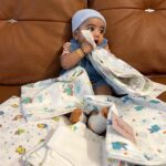 Shamna Kasim Instagram - From his birth @tinyducklings.in is being his favorite and comfort ❤️ Premium Luxuriously soft cozy Sustainable MUSLIN clothing for little ones