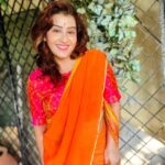 Shilpa Shinde Instagram - Wishing you all a very Happy Navratri❤😍 May the nine nights of Navratri bring you love, peace, and happiness & fill your life with new beginnings and endless opportunities. #HappyNavratri #saree #sareelove #Navratri #ShilpaShinde #sundayvibes #sunday #picoftheday