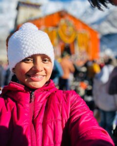 Shilpa Thakre Instagram - Kedarnath That too on birtday❤️ #shilpathakre #expressionqueen #specialday #kedarnath #bhole #bholenath #birthday #birthdaygirl #birthdayparty #gratitude #god #harharmahadev #shambhu #mahadev #shiva #shivji #neelkanth #devbhoomi #uttarakhand Kedarnath Temple-केदारनाथ मंदिर
