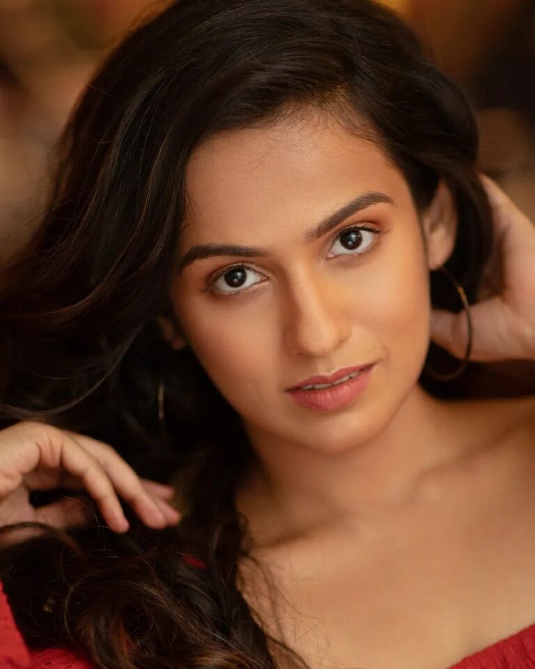 Actress Shivani Baokar HD Photos and Wallpapers December 2022 - Gethu ...