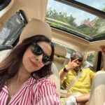 Shreya Bugde Instagram - Favourite city Favourite food Favourite people !!! ❣️❣️❣️