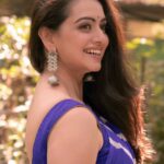 Shruti Marathe Instagram - Last one ! I promise 😛 Baki sagle photos story madhe 🫣 📷 @mrugaank_kher