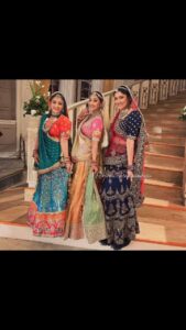 Shruti Ulfat Instagram - Yeh rishta happy faces
All ladies first looks❤️❤️
#yrkkhfamily💞 #yrkkhforever #yrkkhepisodes #yrkkh #yrkkhabhiman