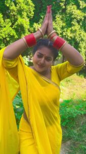 Shubhi Sharma Instagram - #kaunonetasekamnaikhe 
@shubhi_sharma_official 
#trending 
#trendingreels