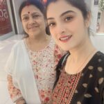 Shweta Bhattacharya Instagram - Day out with mother India😍❤️ #mymom #happyme #loveyou #enjoy #bestfriend #instagram #instagood #instadaily