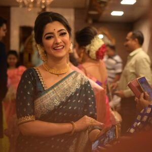 Shweta Bhattacharya Instagram - Our love is a fairytale,
She is my little princess,
I am her prince,
And we are forever,
Together we enjoy our company the most
And we make the best frame..
At my best friend's marriage ceremony @rock_n_roll_bfab

#mylove #candid #marriage #ceremony #lovelymoments #capture