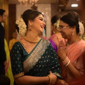 Shweta Bhattacharya Instagram - Our love is a fairytale,
She is my little princess,
I am her prince,
And we are forever,
Together we enjoy our company the most
And we make the best frame..
At my best friend's marriage ceremony @rock_n_roll_bfab

#mylove #candid #marriage #ceremony #lovelymoments #capture