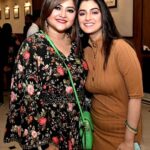 Shweta Bhattacharya Instagram - Projapoti 100 day’s celebration ❤️ #happyme #us #lovethem #positivevibes #projapoti🦋 #instagram #instagood #instadaily #instafashion #instawoman