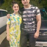 Shweta Bhattacharya Instagram - Kahani nehi mujhe tu chahiye ❤️ #familytime #happyme #us #positivevibes #lovethem #loveyou #instagram #instafashion #instadaily #instalike