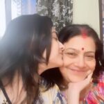 Shweta Bhattacharya Instagram - মা ❤️ #mylove #myworld #myhappyplace #instagram #instagood #instadaily