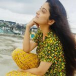 Shweta Bhattacharya Instagram - কোন গোপনে মন পুড়েছে বৃষ্টি থামার পরে আমার ভিতর ঘরে