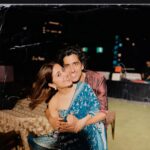 Shweta Tripathi Instagram - Aisi rahi hamari Diwali 🪔💫 Wishing you love, peace and light to make you happy, glowy and bright 🤗💛✨