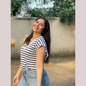 Simran Natekar Instagram - ☀️💋