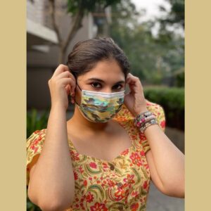 Simran Natekar Instagram - ☺️👢😷