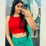 Simrat Kaur Instagram - Jitni click ki sab post kerdi 🫢🥰😛 Mumbai, Maharashtra