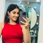 Simrat Kaur Instagram - Jitni click ki sab post kerdi 🫢🥰😛 Mumbai, Maharashtra
