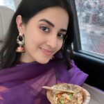 Simrat Kaur Instagram - Lucknow aaye aur shukla ji chaat nahi khai toh kya khaya 🤤❤️ lucknow i love you bhtt sara 🥹🥹🥹🥹 Lucknow, Uttar Pradesh