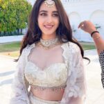 Simrat Kaur Instagram - “Chal tere ishq mai “Song aa gaya hai YouTube pe….jao jake dekho 🥹❤️🙏🏻