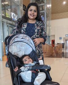 Sneha Sreekumar Instagram - ✈️✈️✈️ To Dubai 🥰🥰 Kedar's first  flight 🥰🥰