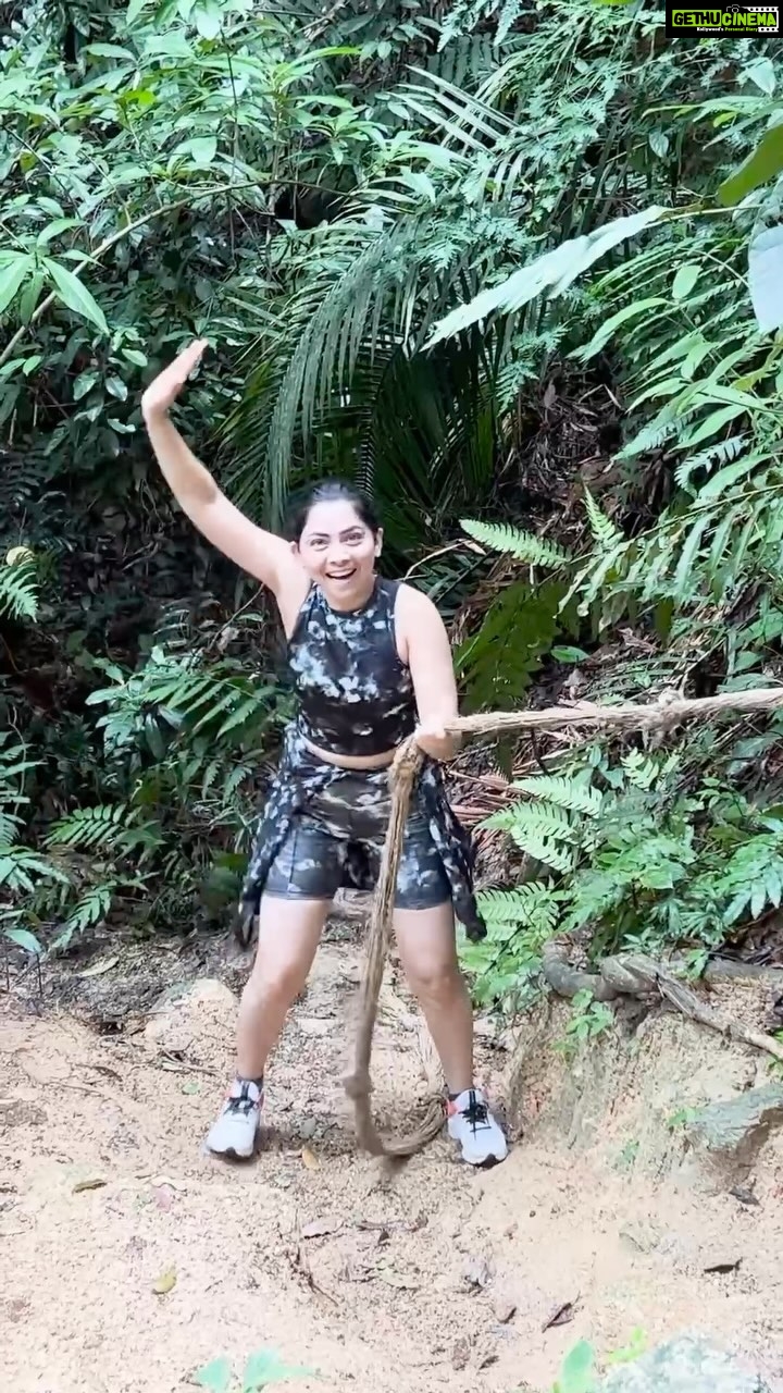 Sonalee Kulkarni Instagram - Fun and the funniest hike - OUT now - LINK IN BIO 🔗 #penanghill #penangisland #georgetown #malaysia #sonaleekulkarni #newepisode #youtube #travelogue Filming @kb_beno Production skills & Editing : @akhilkulkarni_gg @manoj___halande Managed by @aanurag3 @_its_just_shital_ Penang Hill