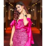 Soniya Bansal Instagram - Getting ready for green-carpet is always a beautiful situation, one should always appreciate it, honor it & love it 🥰 #iifa2023 Makeup by: @aana.akhan Styling by: @michaelcinco5 @michael5inco Shot by: @ehtasham_saeed Abu Dhabi, United Arab Emirates