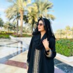 Soniya Bansal Instagram - The future belongs to those who believe in the beauty of their dreams. . #travelphotography #fashionstyle #soniyabansal #soniyabansal #actress #model #fashion #instagram #internationalmodel #actress #soniyabansa #lifestyle#soniyabansal Grand Mosque, Abu Dhabi