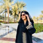 Soniya Bansal Instagram - The future belongs to those who believe in the beauty of their dreams. . #travelphotography #fashionstyle #soniyabansal #soniyabansal #actress #model #fashion #instagram #internationalmodel #actress #soniyabansa #lifestyle#soniyabansal Grand Mosque, Abu Dhabi