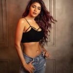 Soniya Bansal Instagram - Be who you are and say what you feel, because those who mind don't matter, and those who matter don't mind.