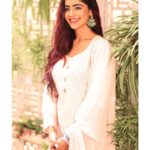 Soniya Bansal Instagram - Love yourself' first, because that's who you'll spend the rest of vour life with.